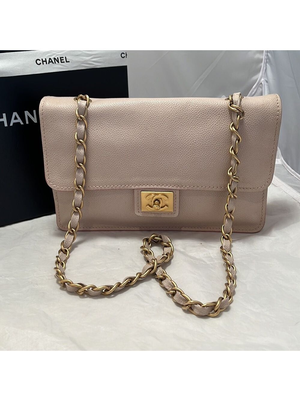 Chanel Caviar Shoulder bag - Picture 2 of 16